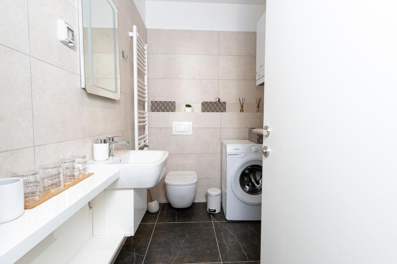 غييكا Apartment Pia المظهر الخارجي الصورة