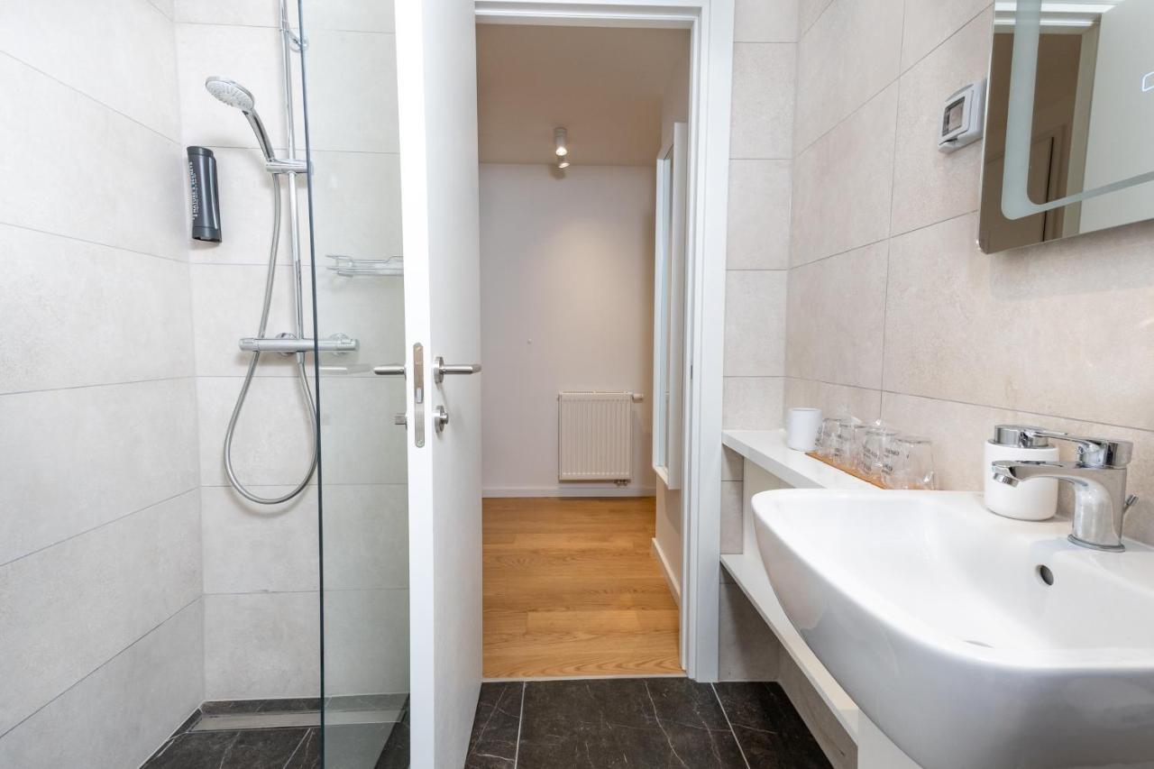 غييكا Apartment Pia المظهر الخارجي الصورة