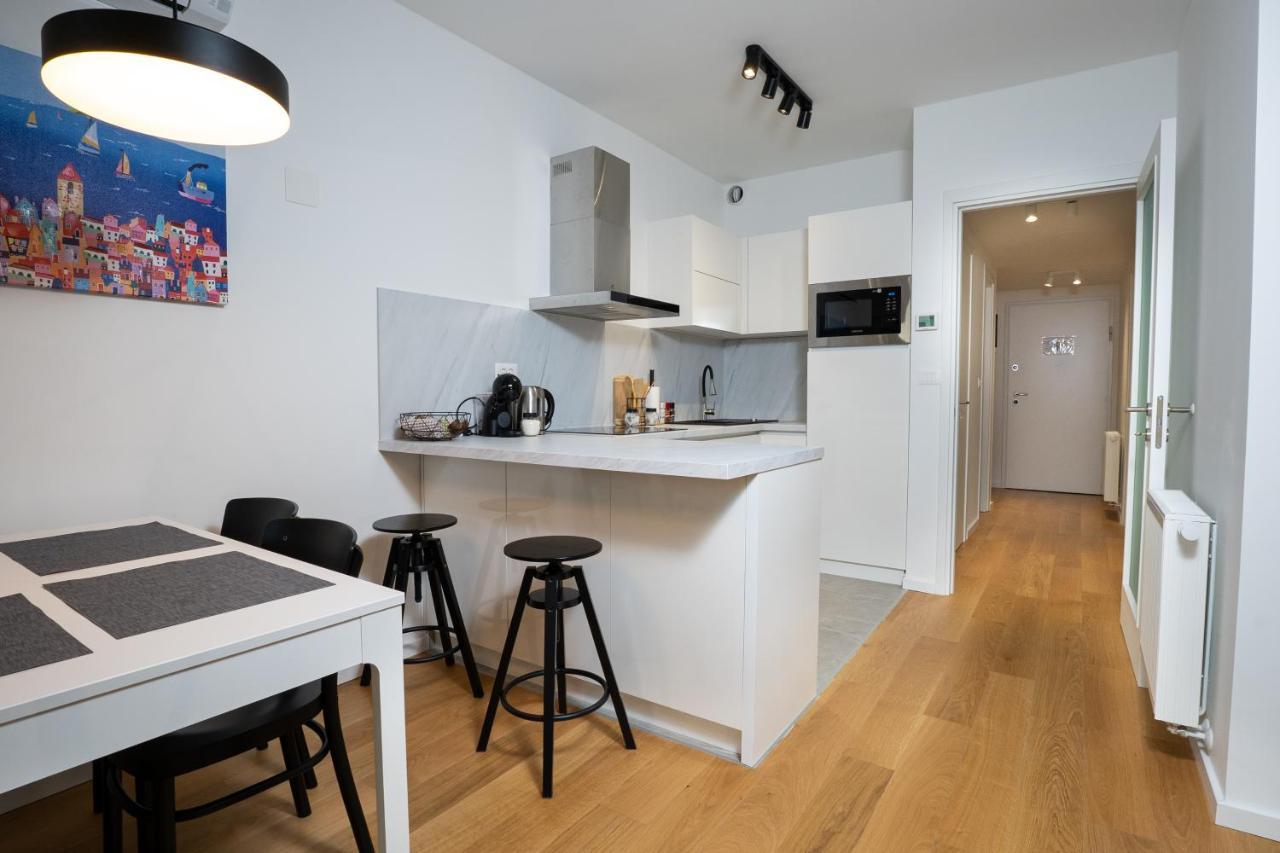 غييكا Apartment Pia المظهر الخارجي الصورة