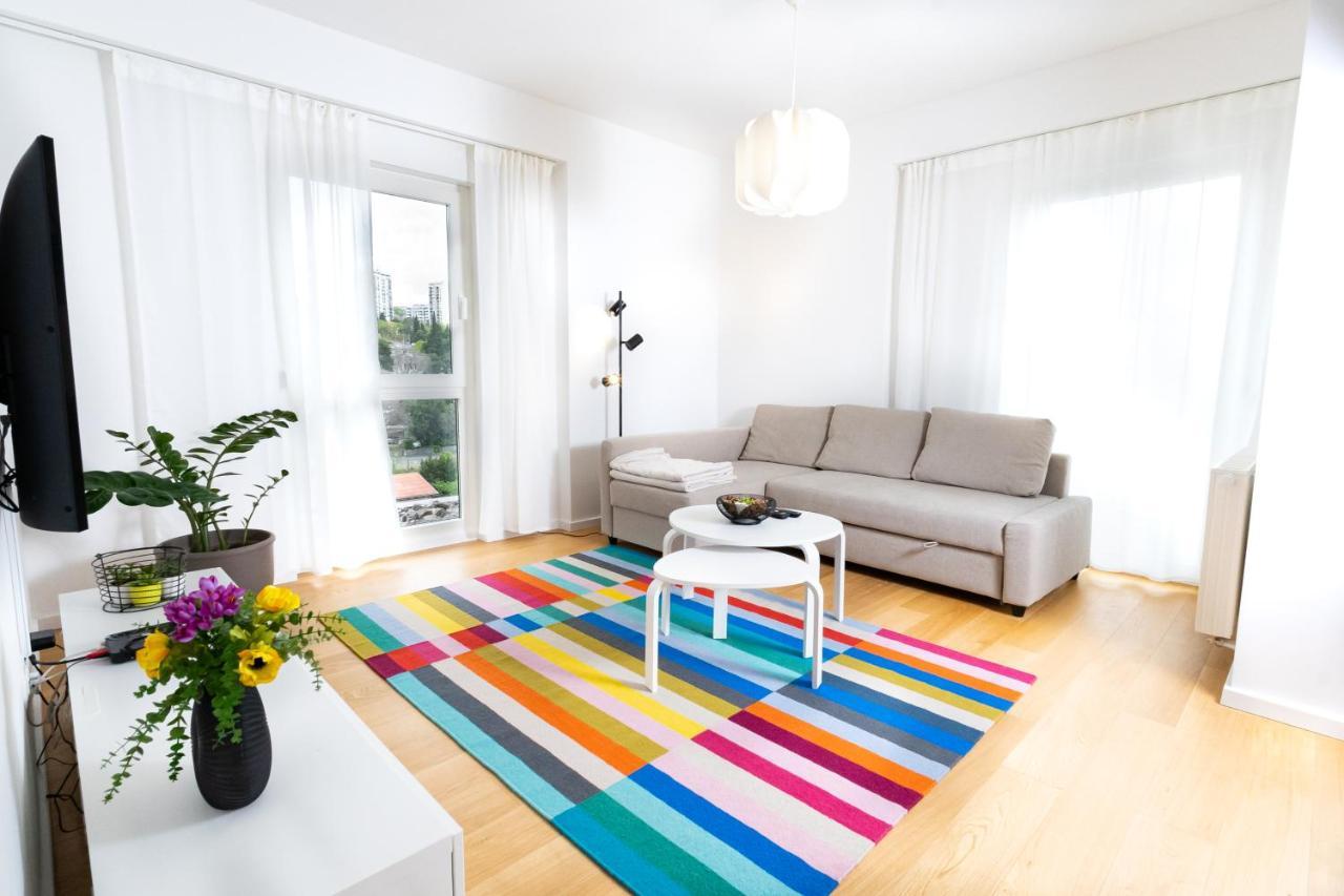 غييكا Apartment Pia المظهر الخارجي الصورة